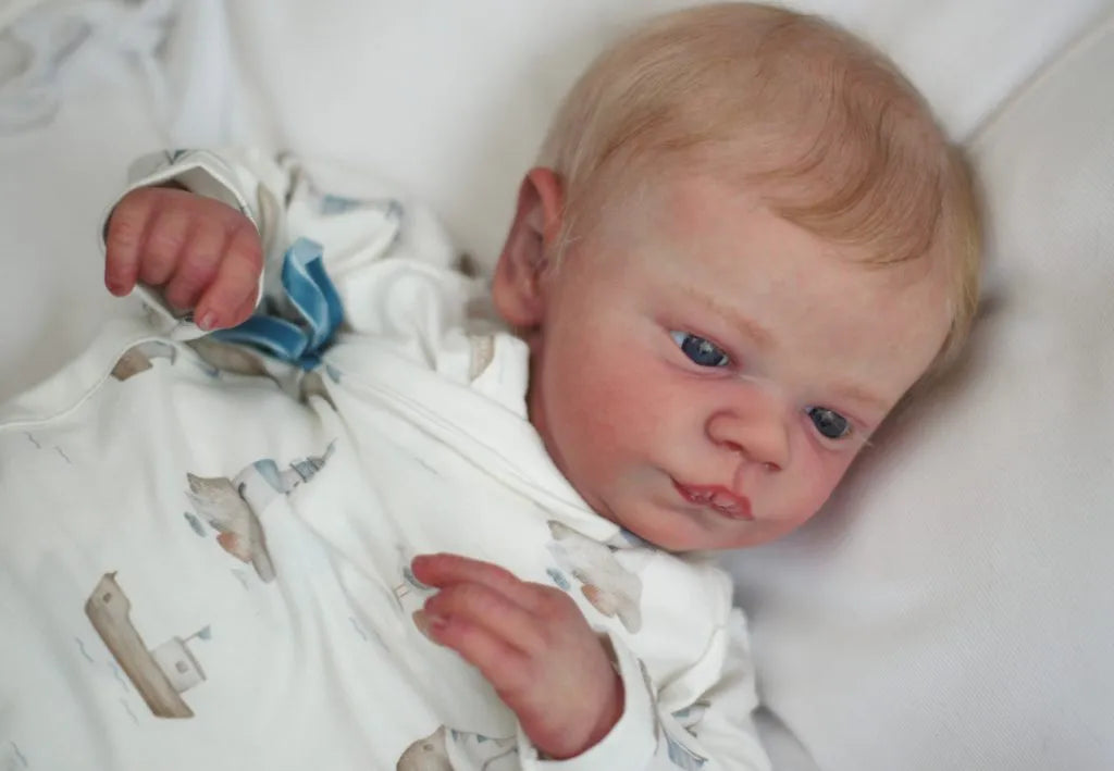 Muñeco Reborn Realista Thomás Niño  57cm / 2.600 kg